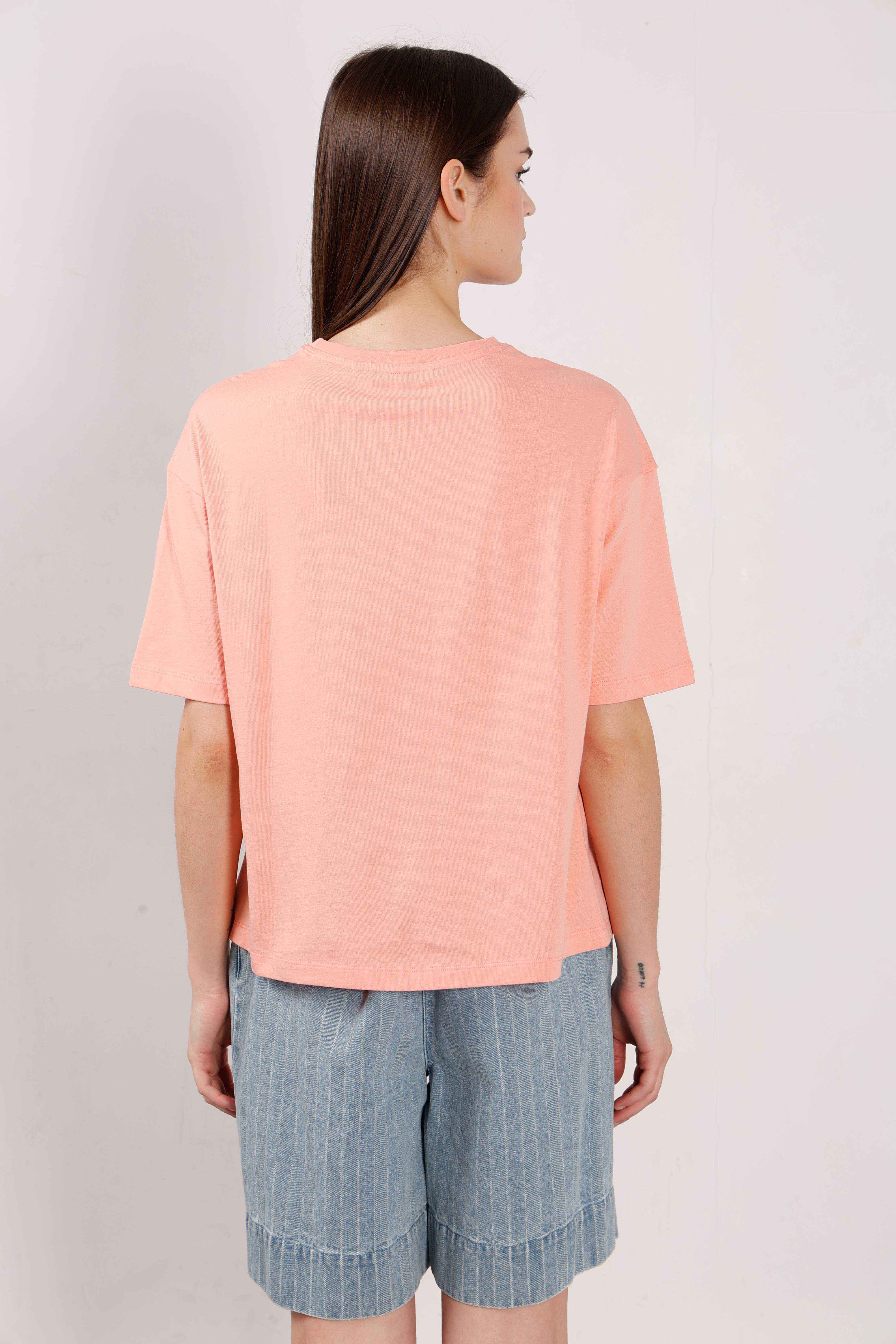 Vero Moda Peach Printed T-Shirt - Image 10