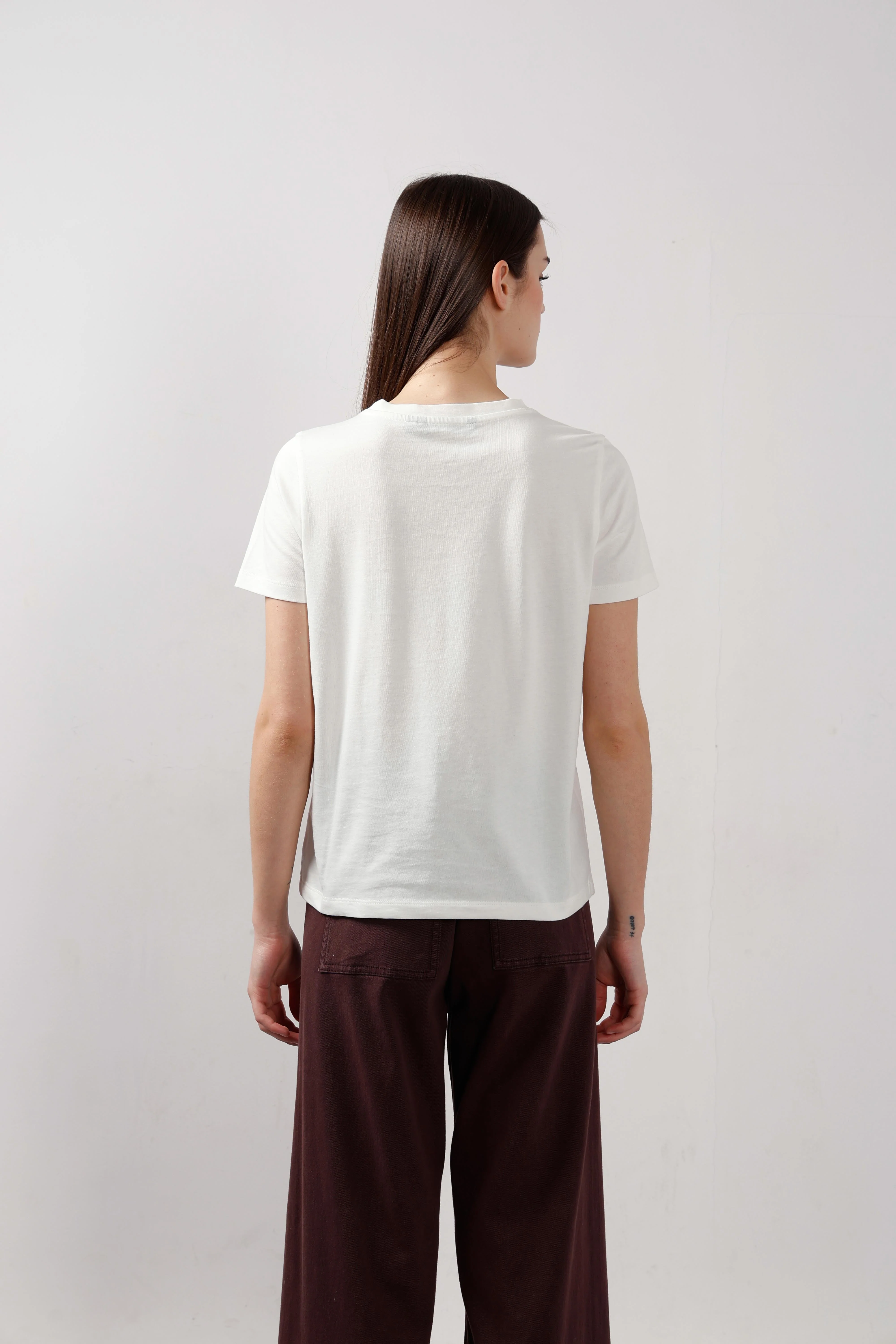 Vero Moda White Embellished Print T-Shirt - Image 10
