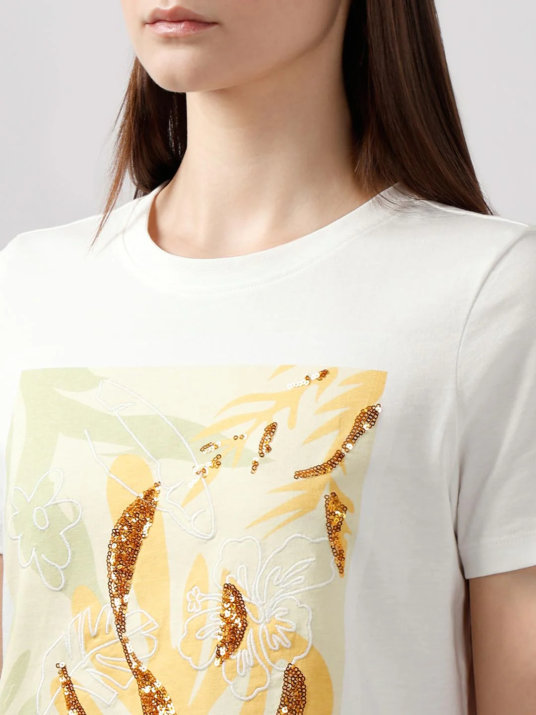 Vero Moda White Embellished Print T-Shirt - Image 8
