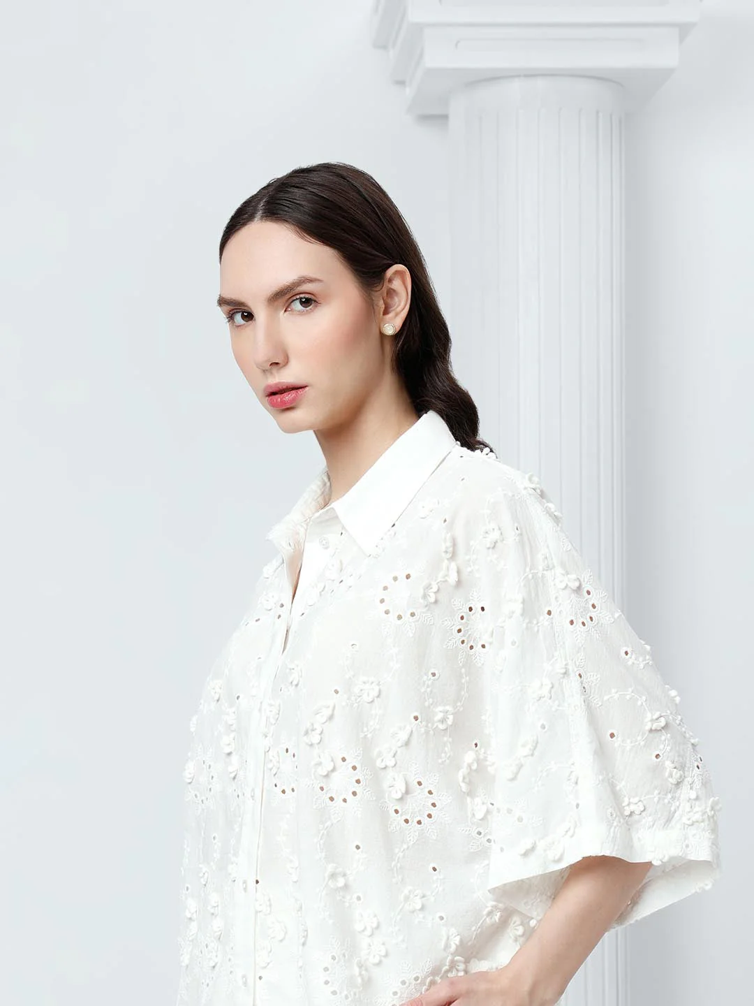 Vero Moda White Schiffli Shirt - Image 6