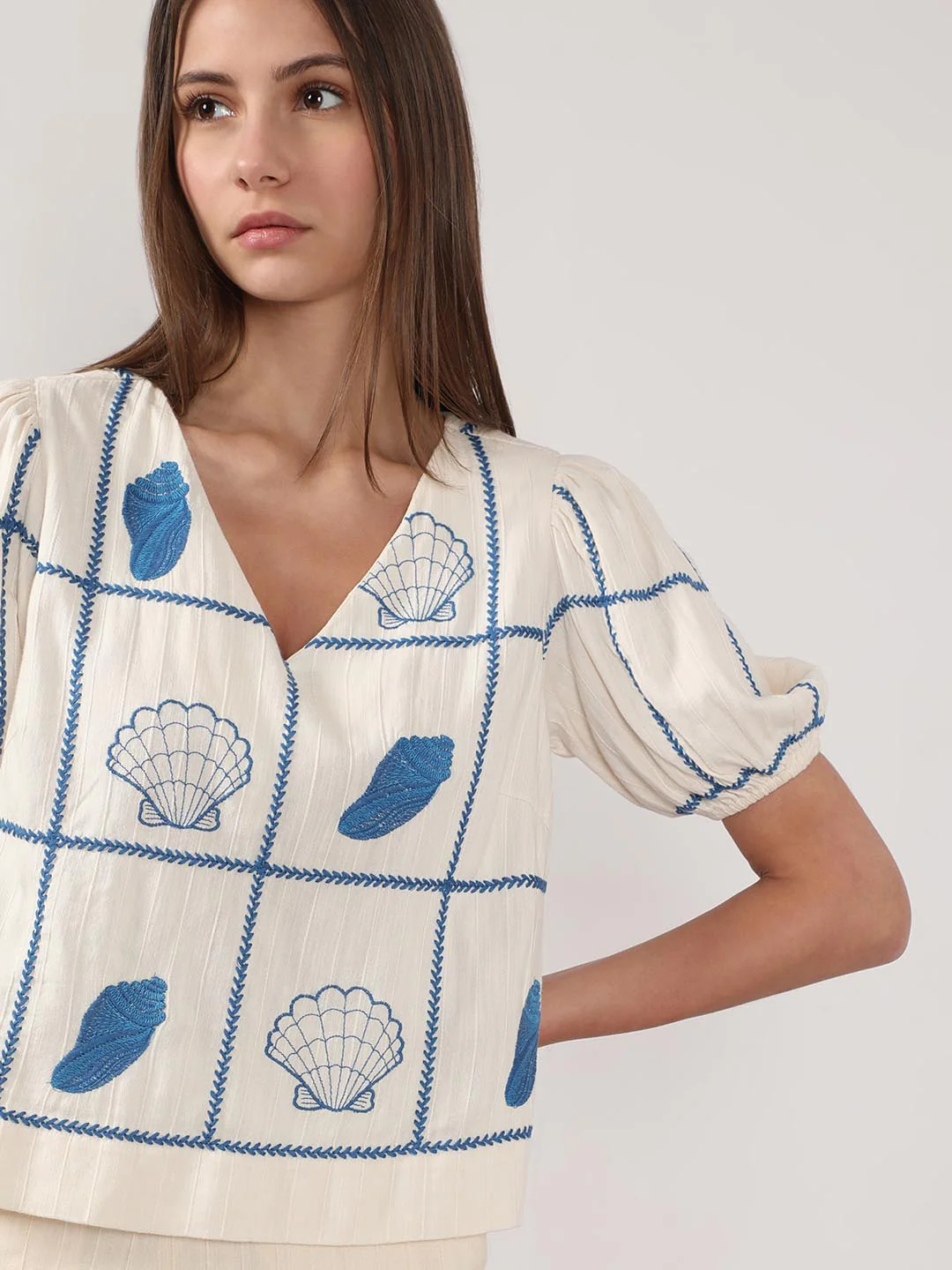 Vero Moda Ecru Embroidered Co-Ord Set Top - Image 6