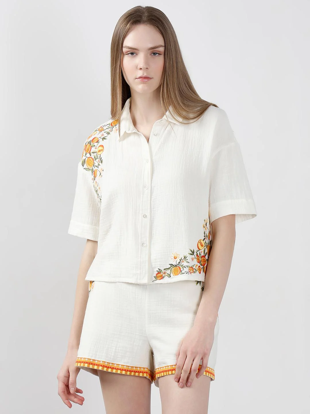 Vero Moda White Embroidered Print Shirt - Image 2