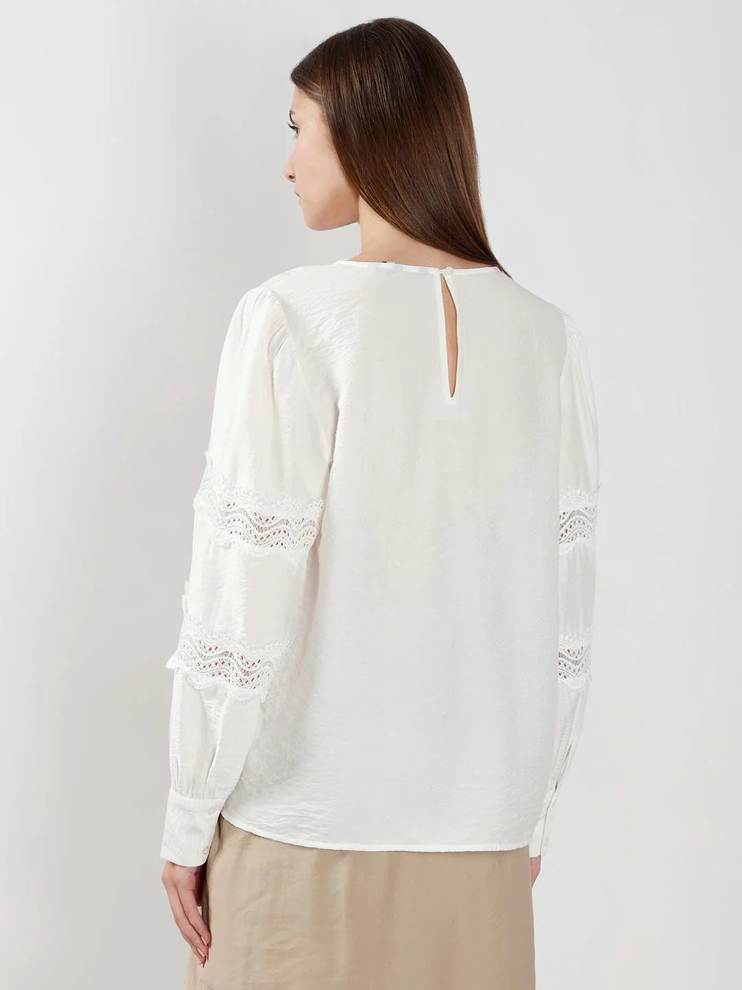 Vero Moda White Puff Sleeves Top - Image 3