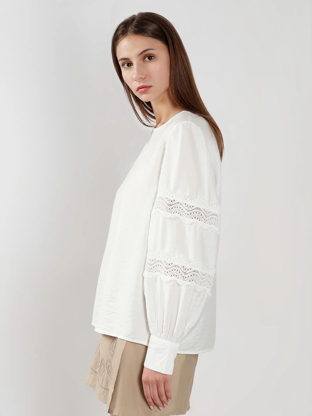 Vero Moda White Puff Sleeves Top - Image 4