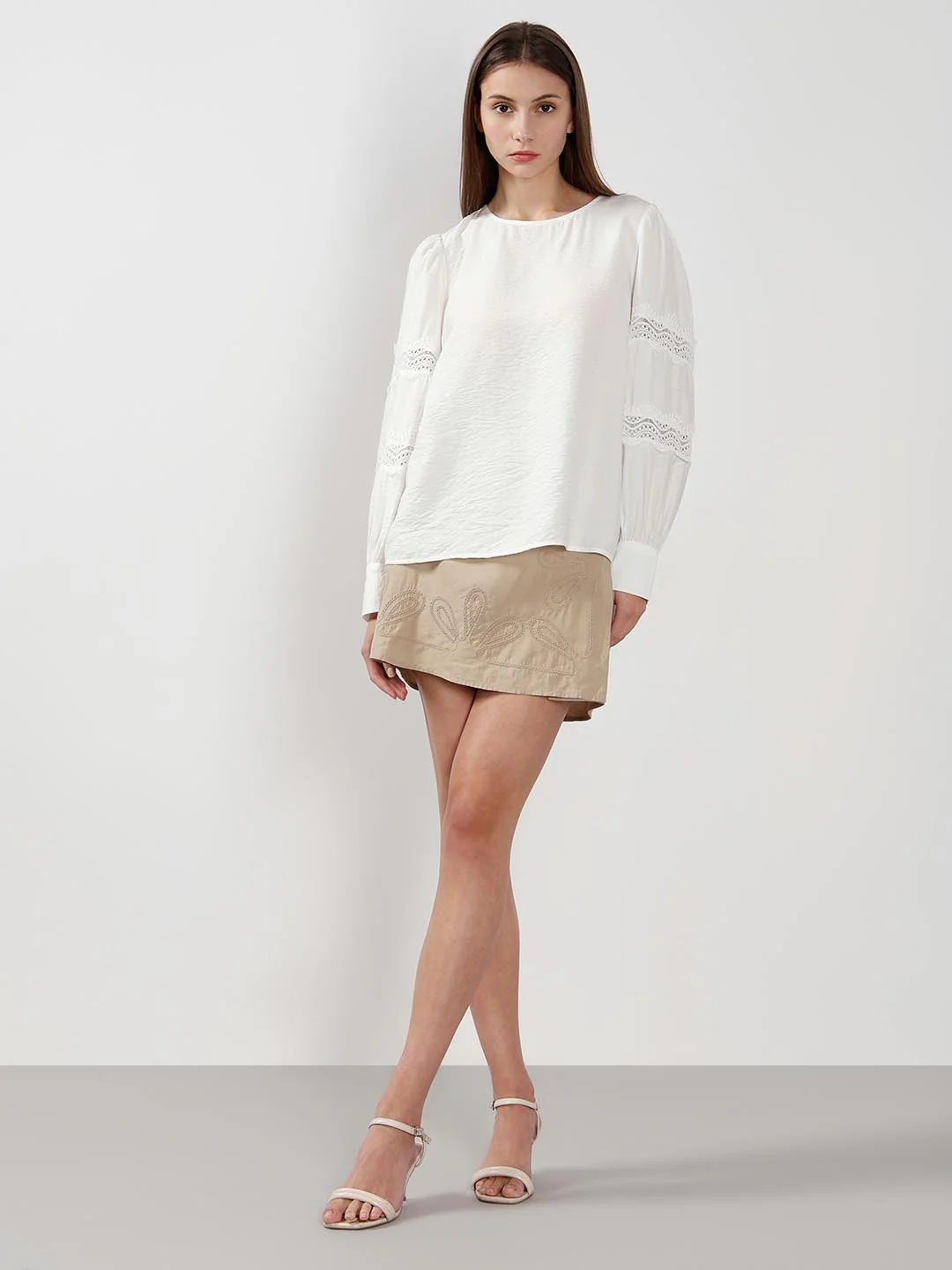 Vero Moda White Puff Sleeves Top - Image 5