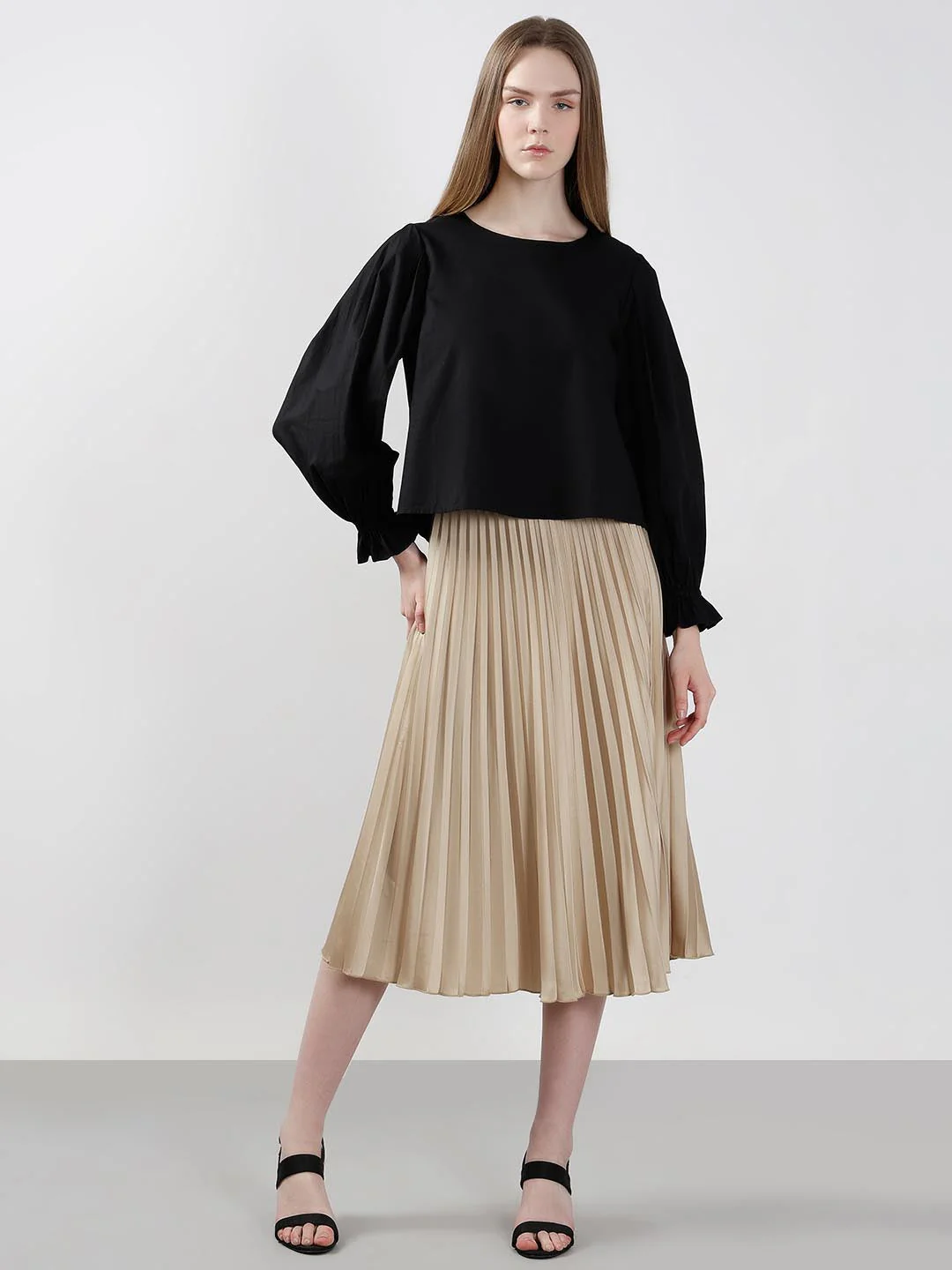 Vero Moda Black Top - Image 5