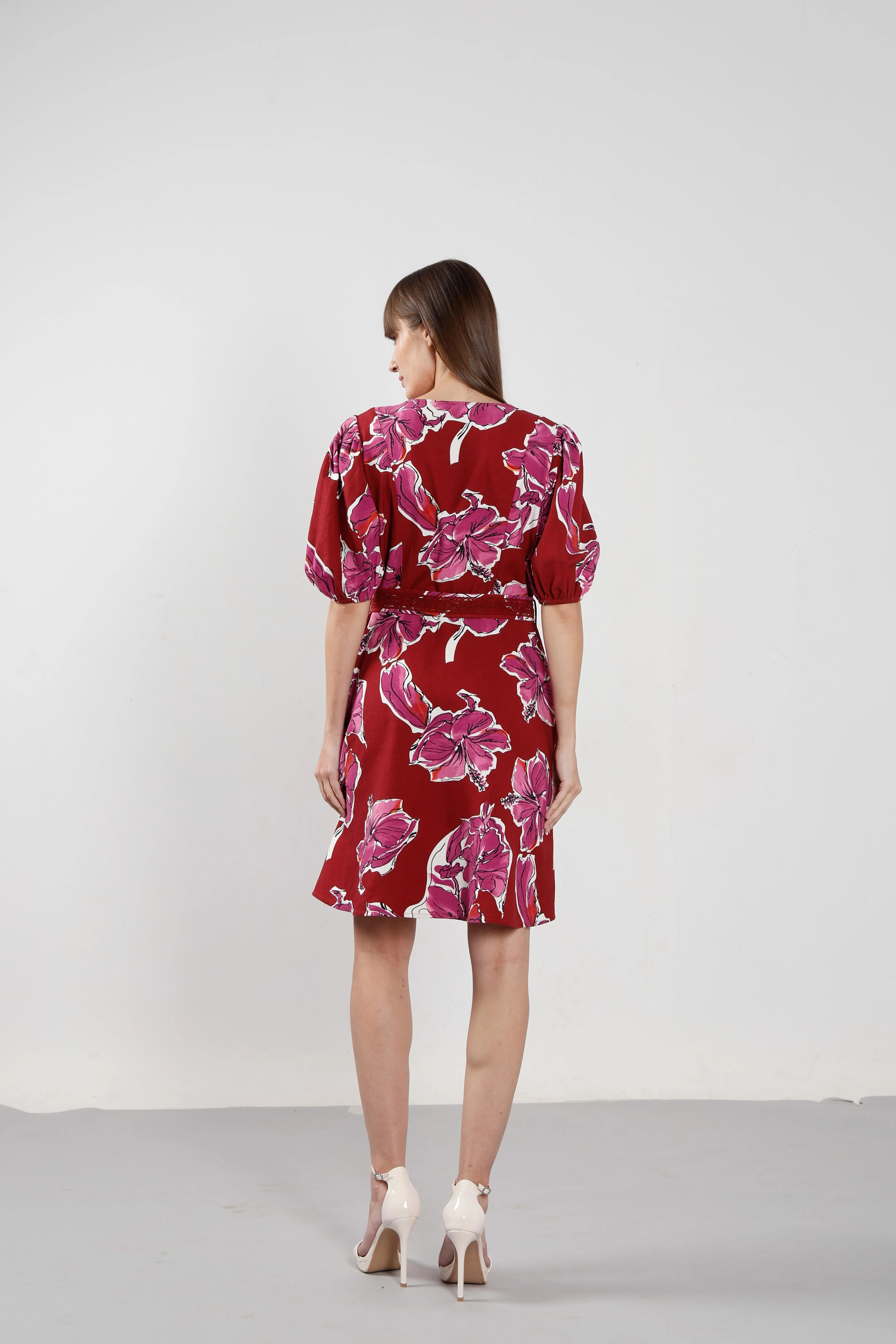 Vero Moda Red Printed Dress - Image 10