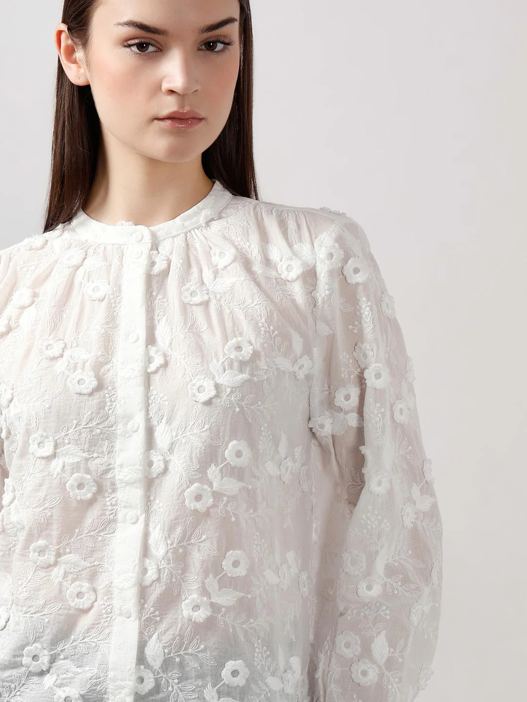 Vero Moda White 3D Embroidery Shirt - Image 6