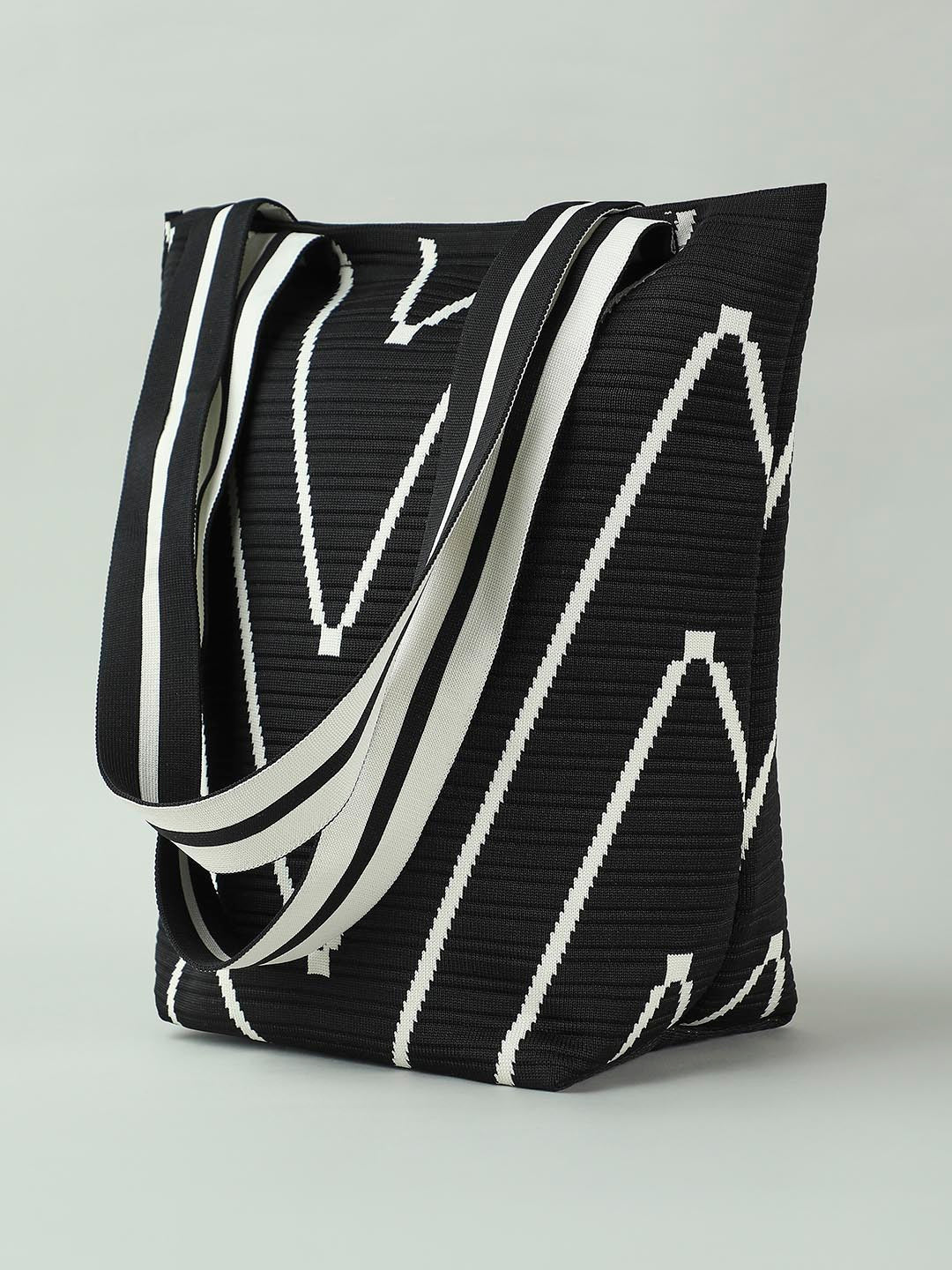 Black Textured Contrast Shoulder Bag - Image 3