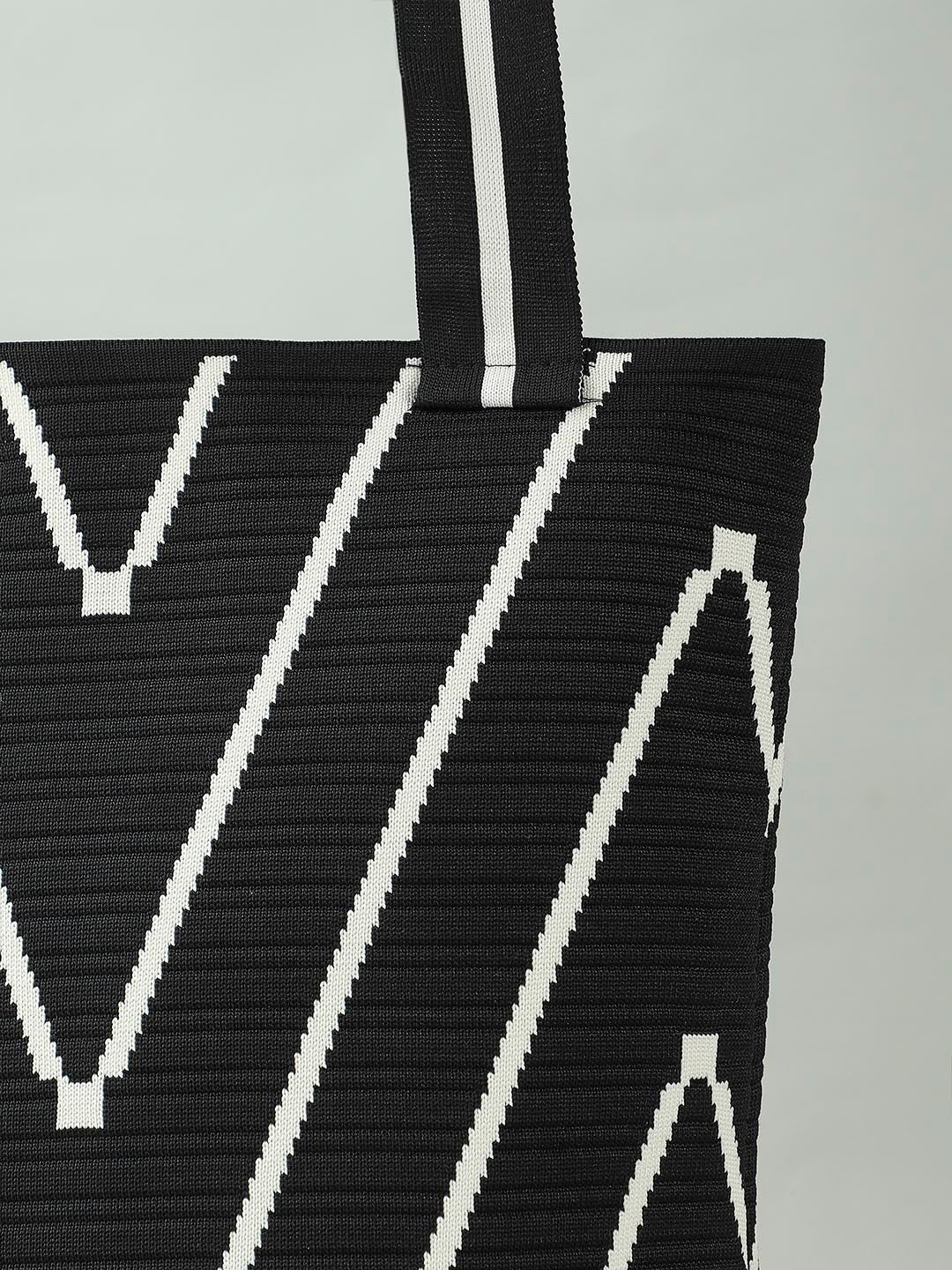 Black Textured Contrast Shoulder Bag - Image 4