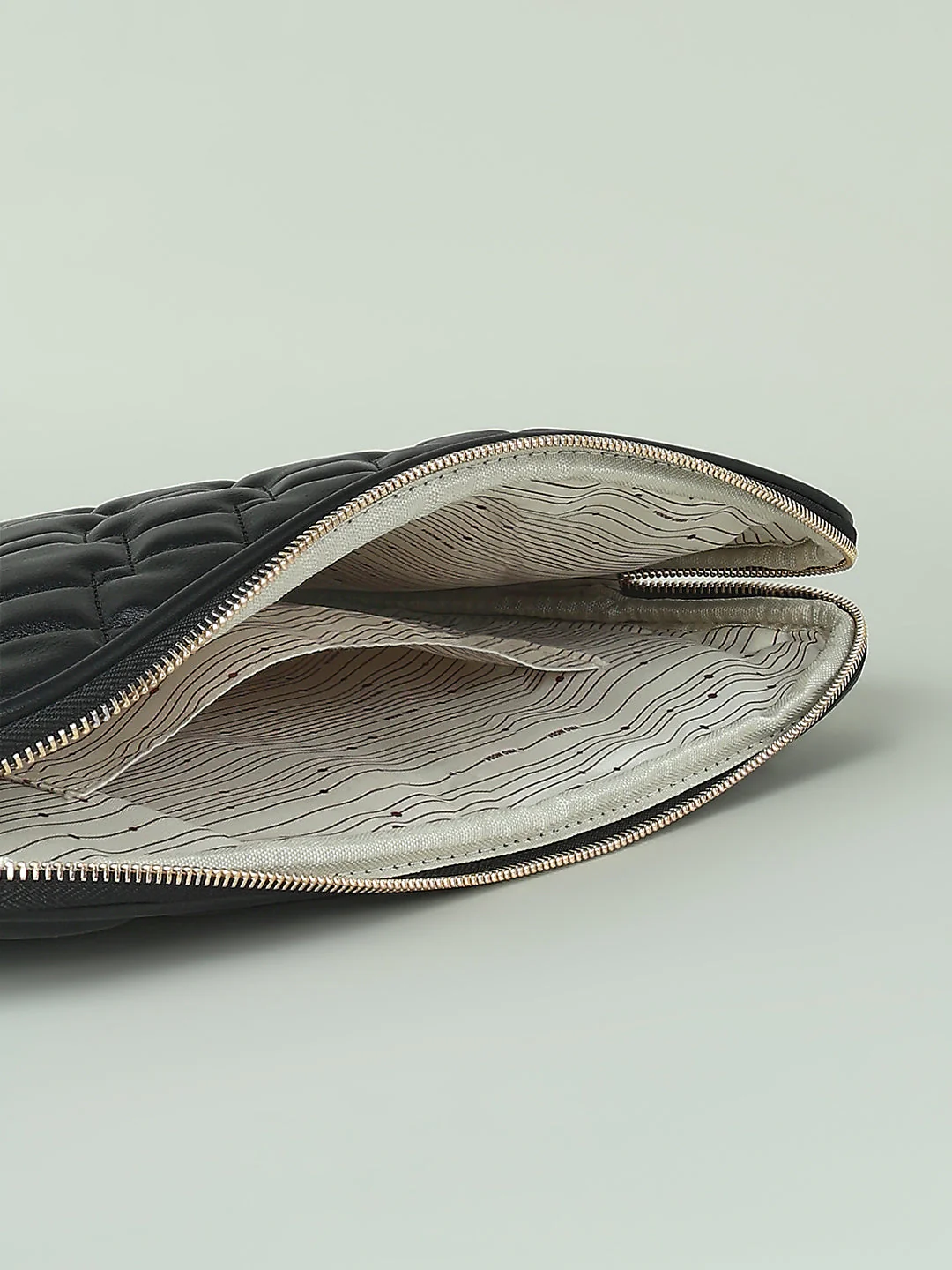 Black Laptop Sleeve - Image 4