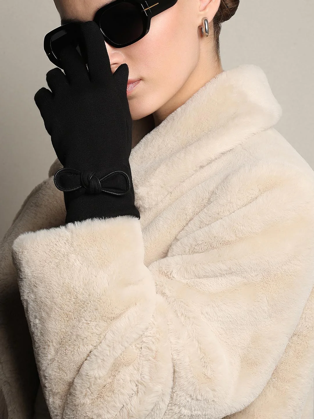 Black Gloves