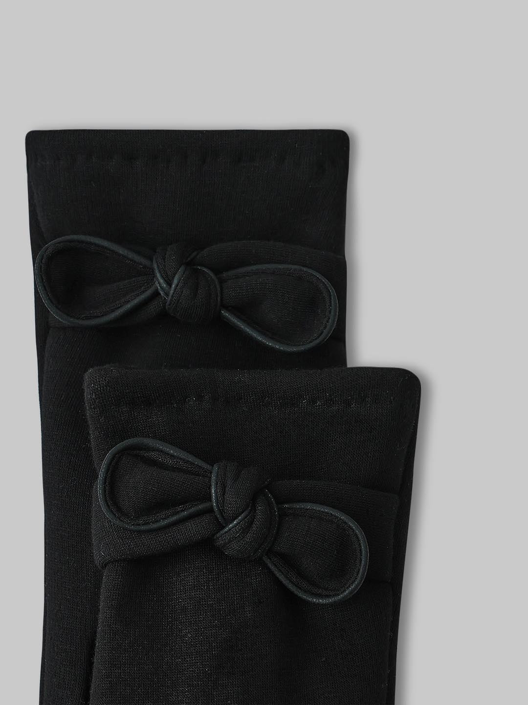 Black Gloves - Image 4