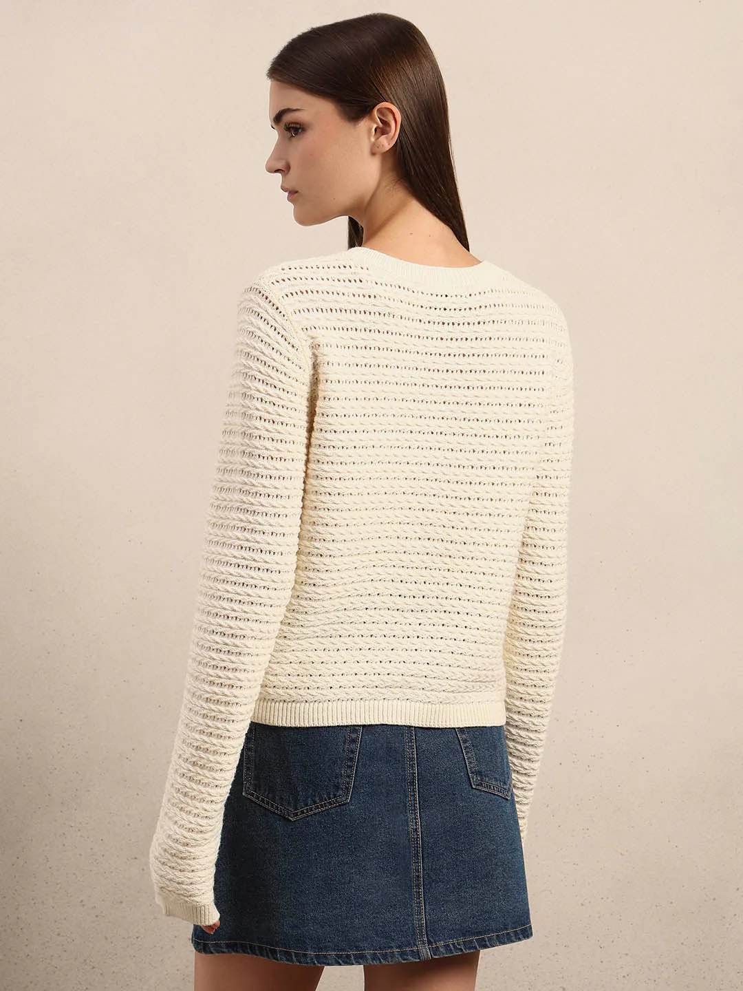 Knitted O-Neck Cardigan - Image 4