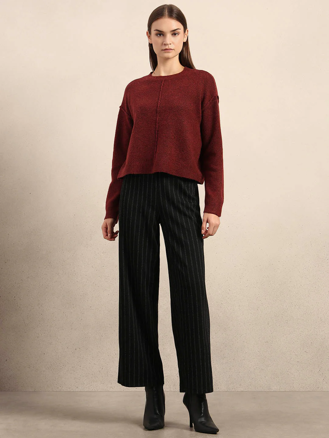 O-Neck Knitted Pullover - Red - Image 5