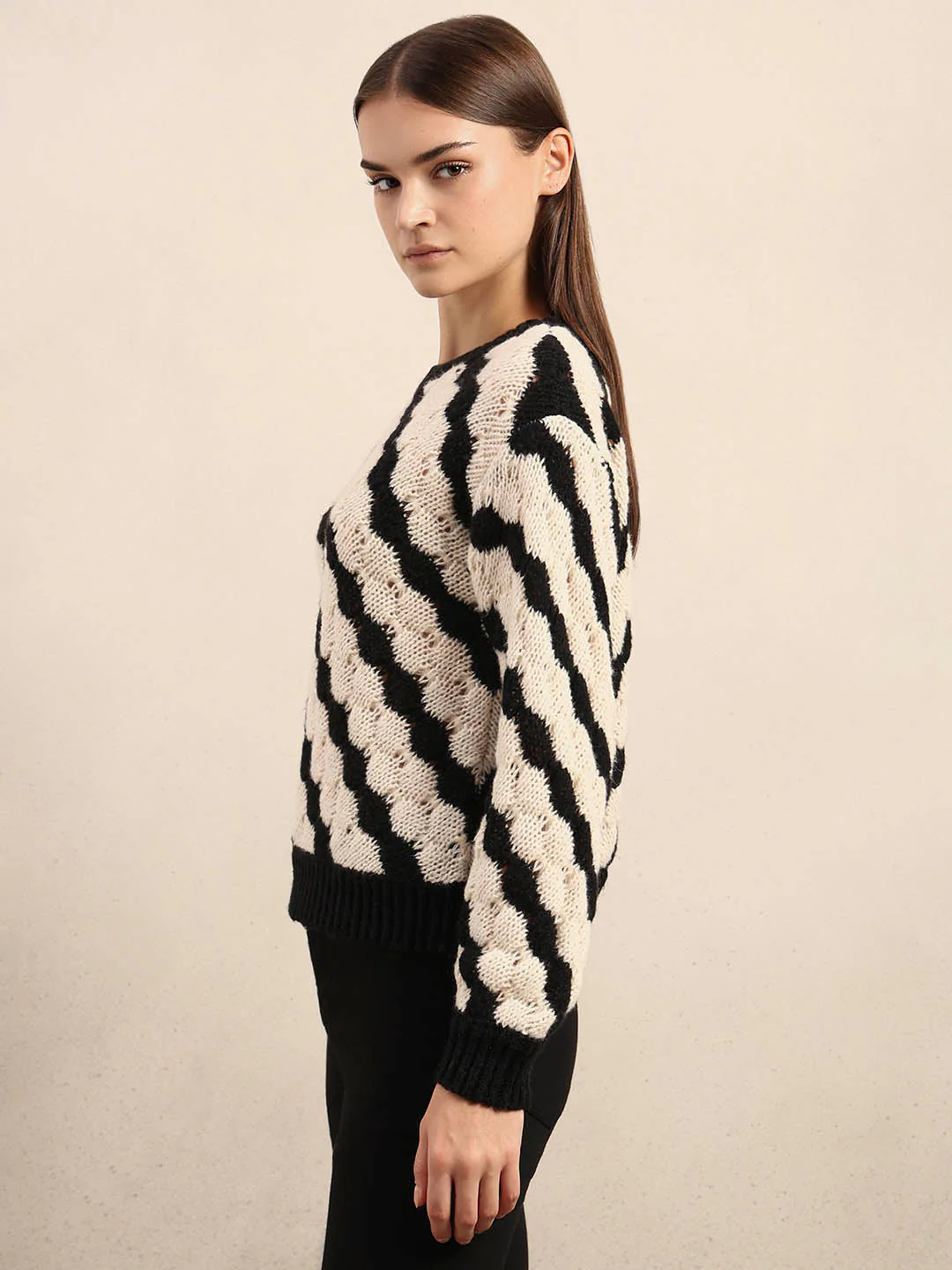 Striped O-Neck Pullover - Image 3