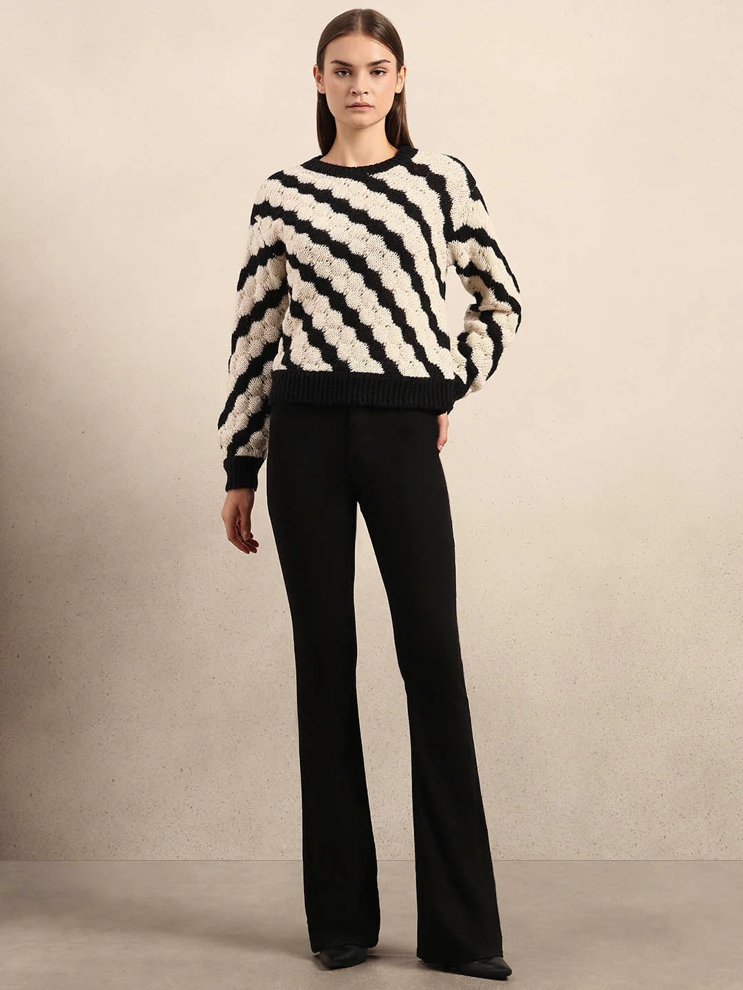 Striped O-Neck Pullover - Image 5