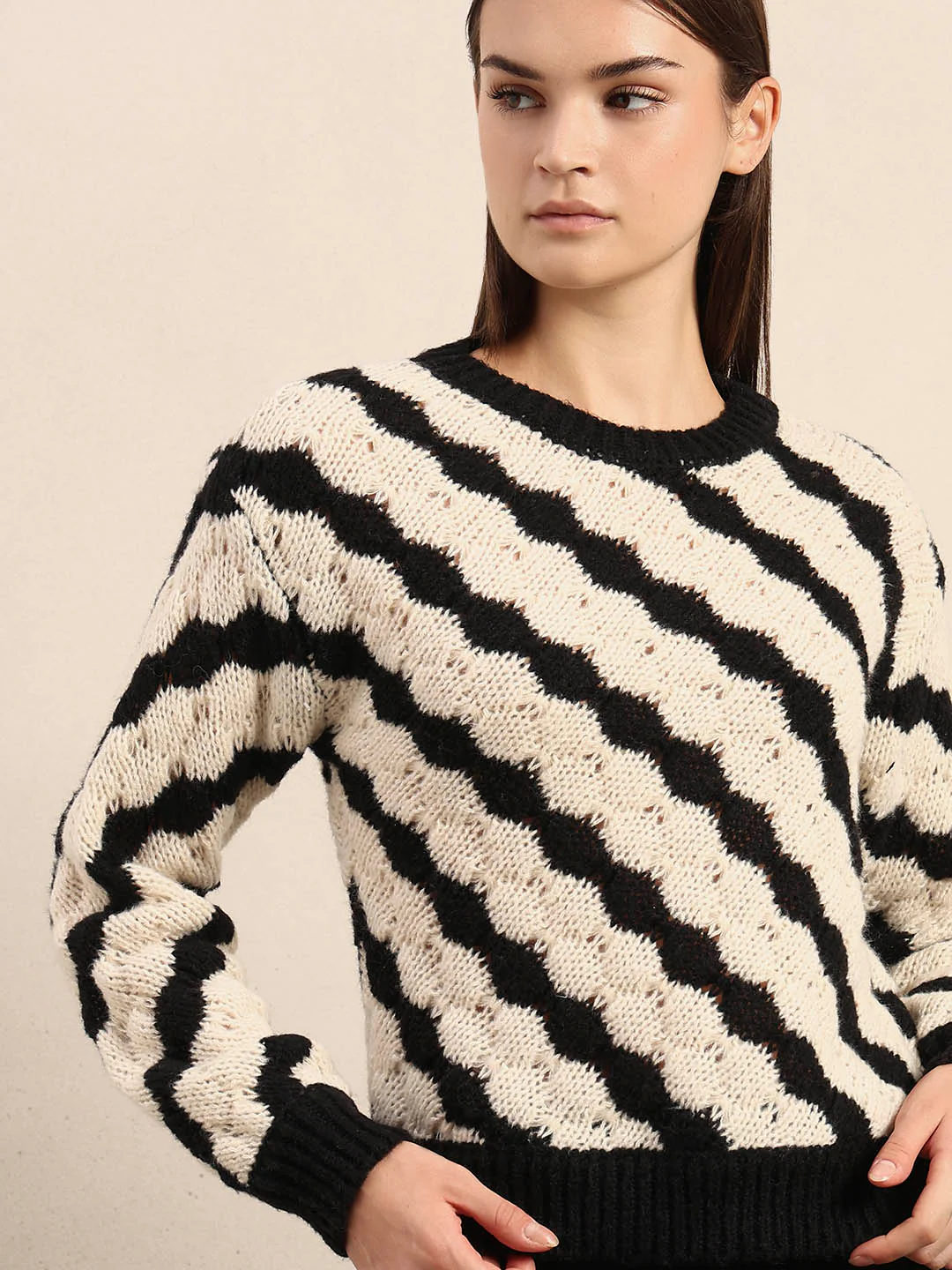 Striped O-Neck Pullover - Image 6