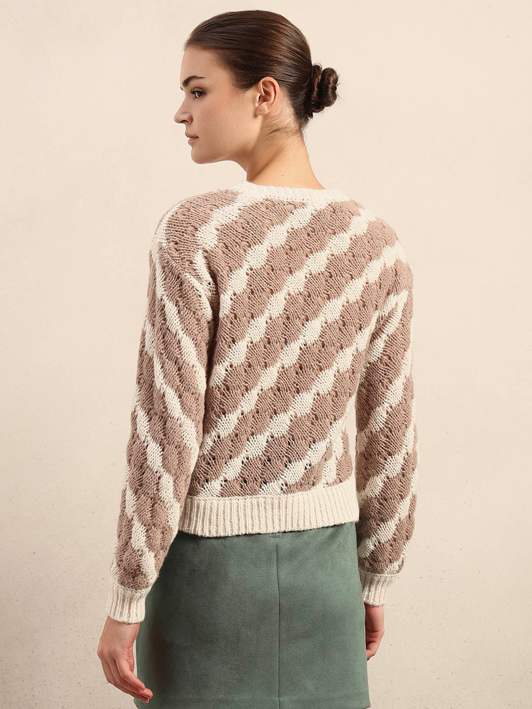 Striped Knit O-Neck Pullover - Image 4