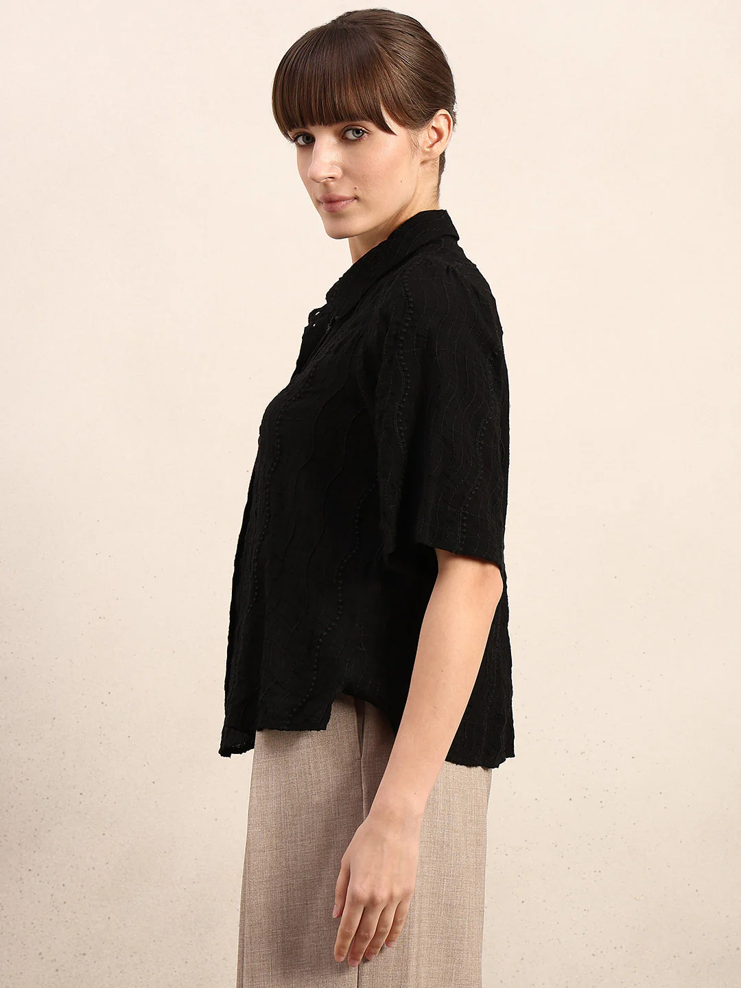 Textured Short Sleeves Shirt - Image 3