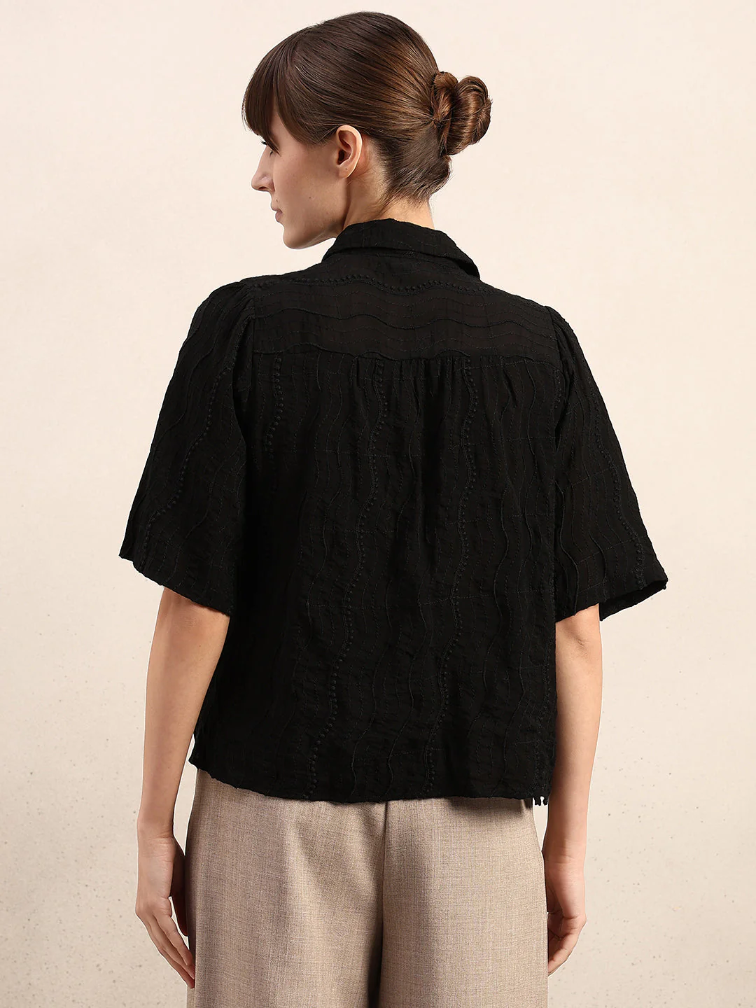 Textured Short Sleeves Shirt - Image 4
