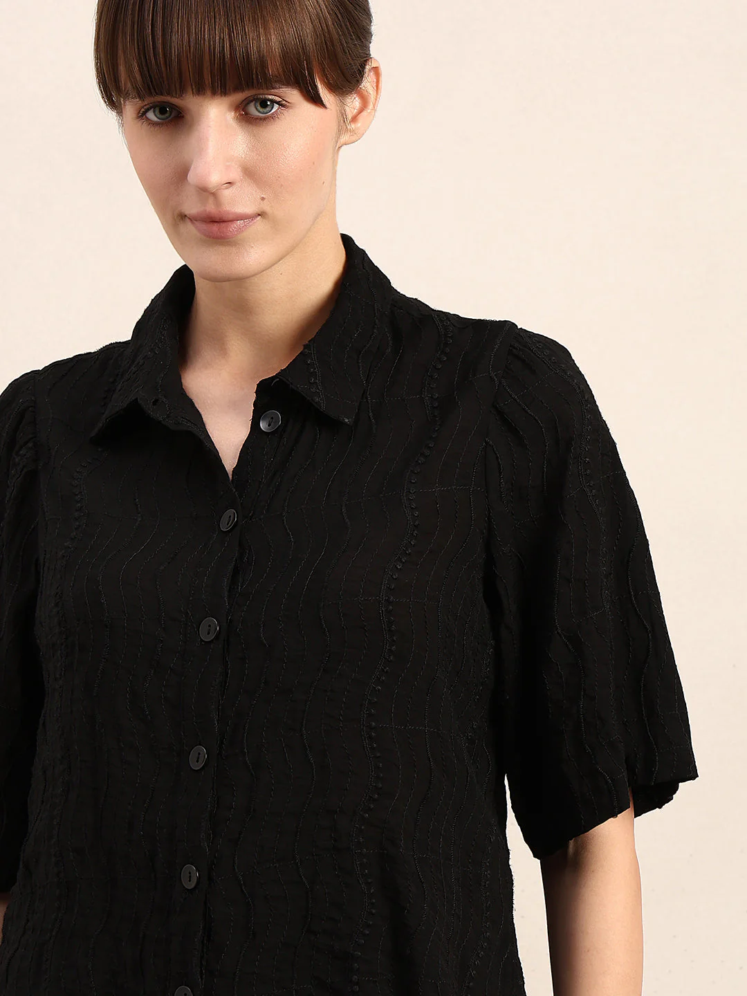 Textured Short Sleeves Shirt - Image 6