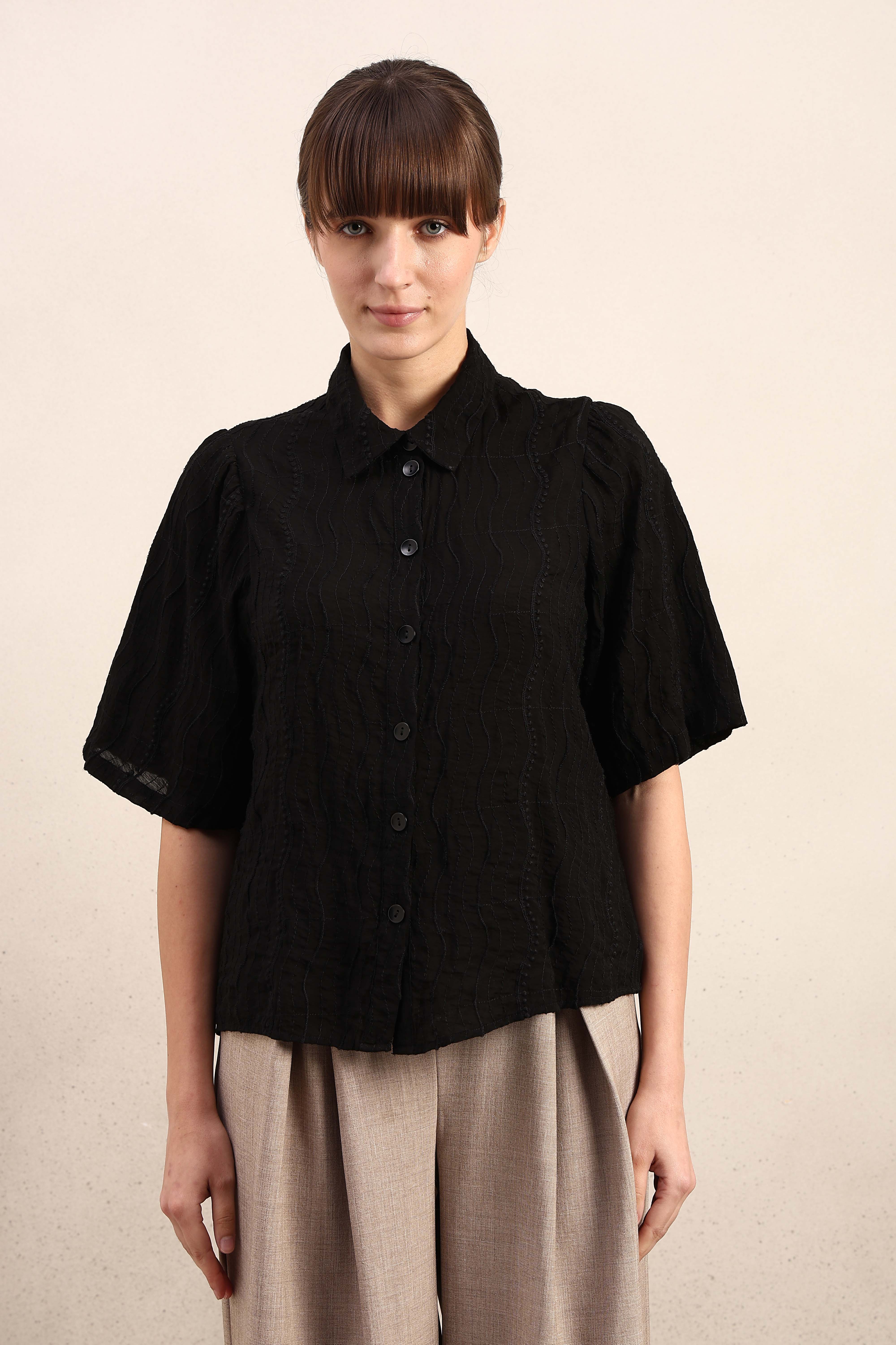 Textured Short Sleeves Shirt - Image 9