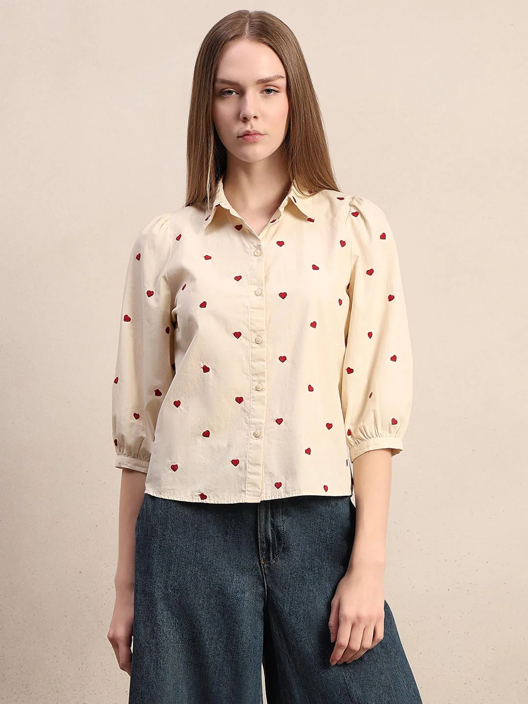 Off-White Heart Embroidered Shirt - Image 2