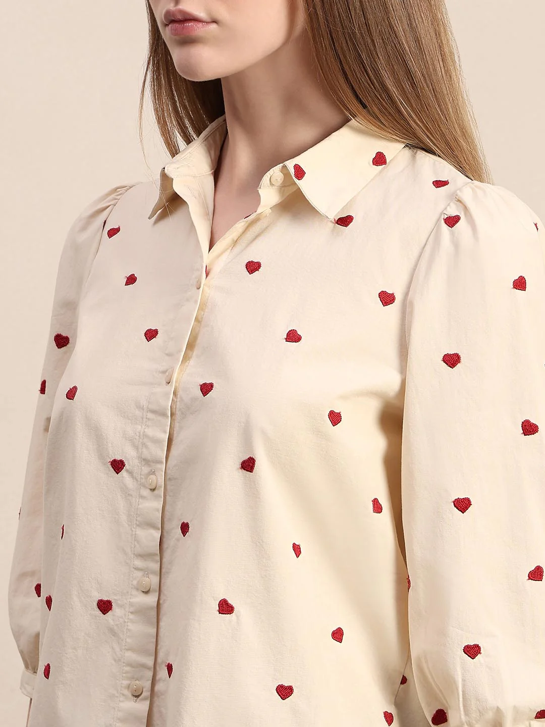 Off-White Heart Embroidered Shirt - Image 8