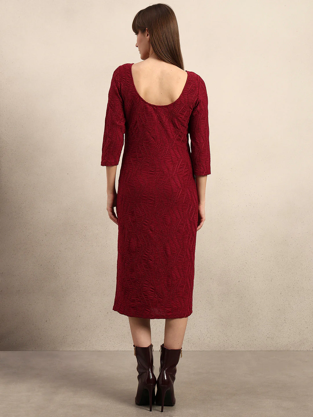 Textured Maroon Midi Dress - Image 4
