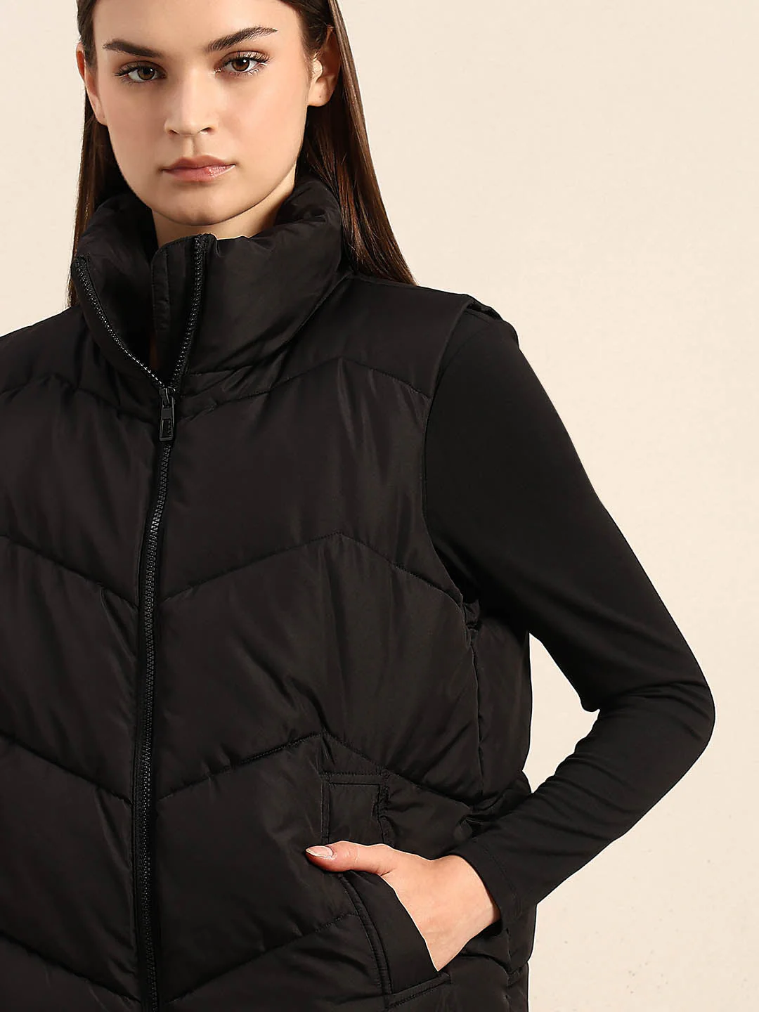 High-Neck Short Puffer Waistcoat - Black - Image 6