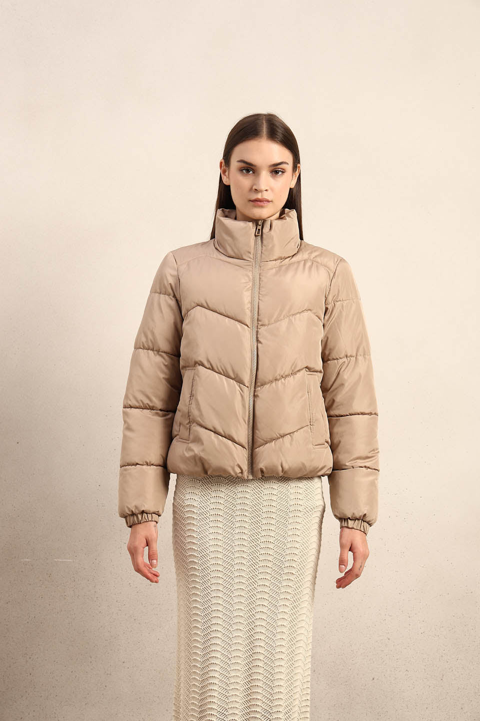 Beige Short Puffer Jacket - Image 9