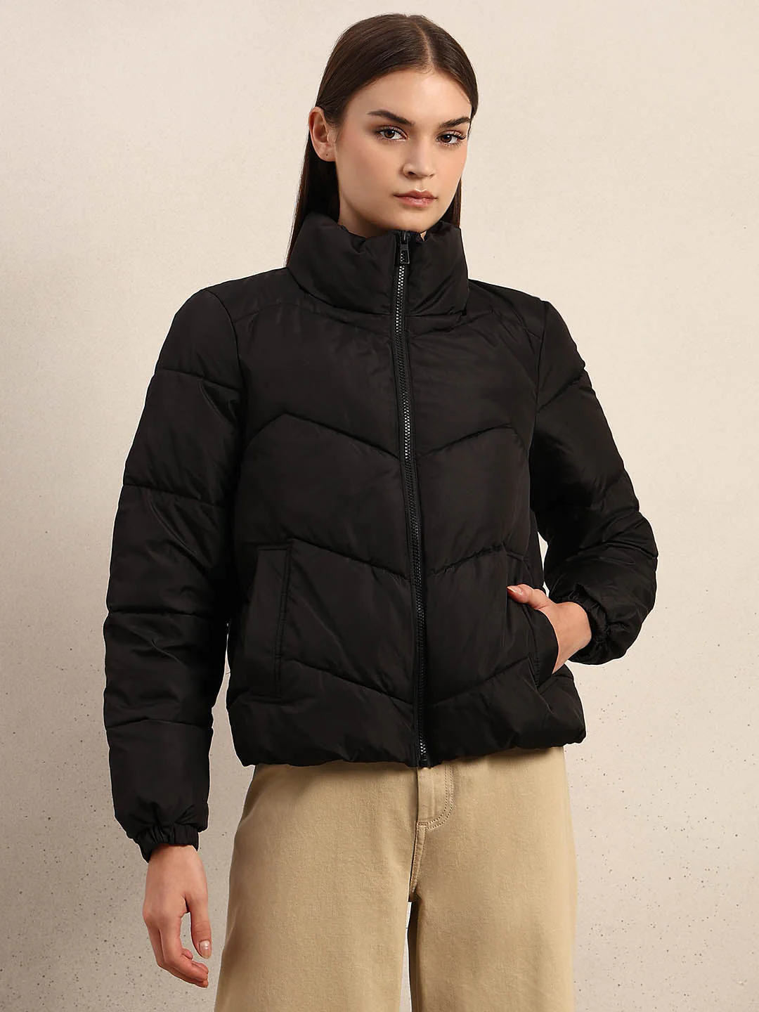 Black Short Puffer Jacket - Image 2