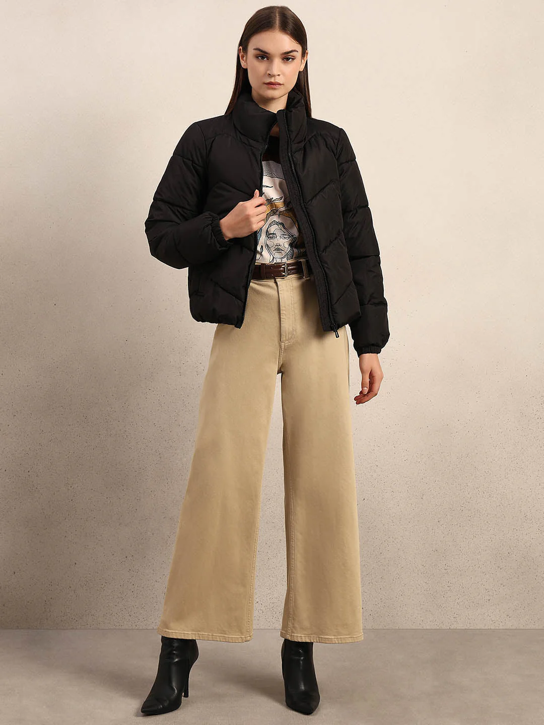 Black Short Puffer Jacket - Image 5