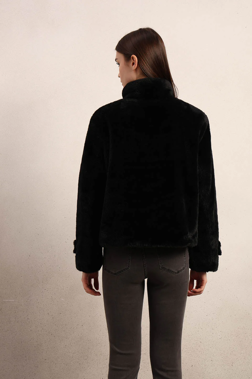 Faux Fur Buttoned Jacket - Image 10