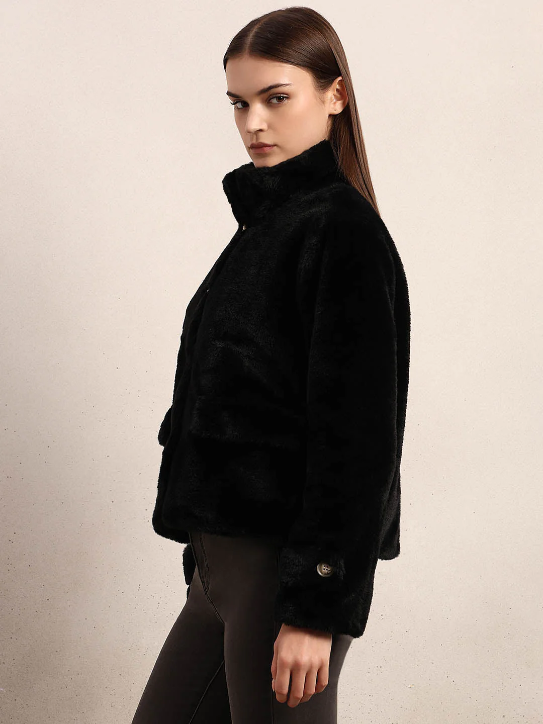 Faux Fur Buttoned Jacket - Image 3