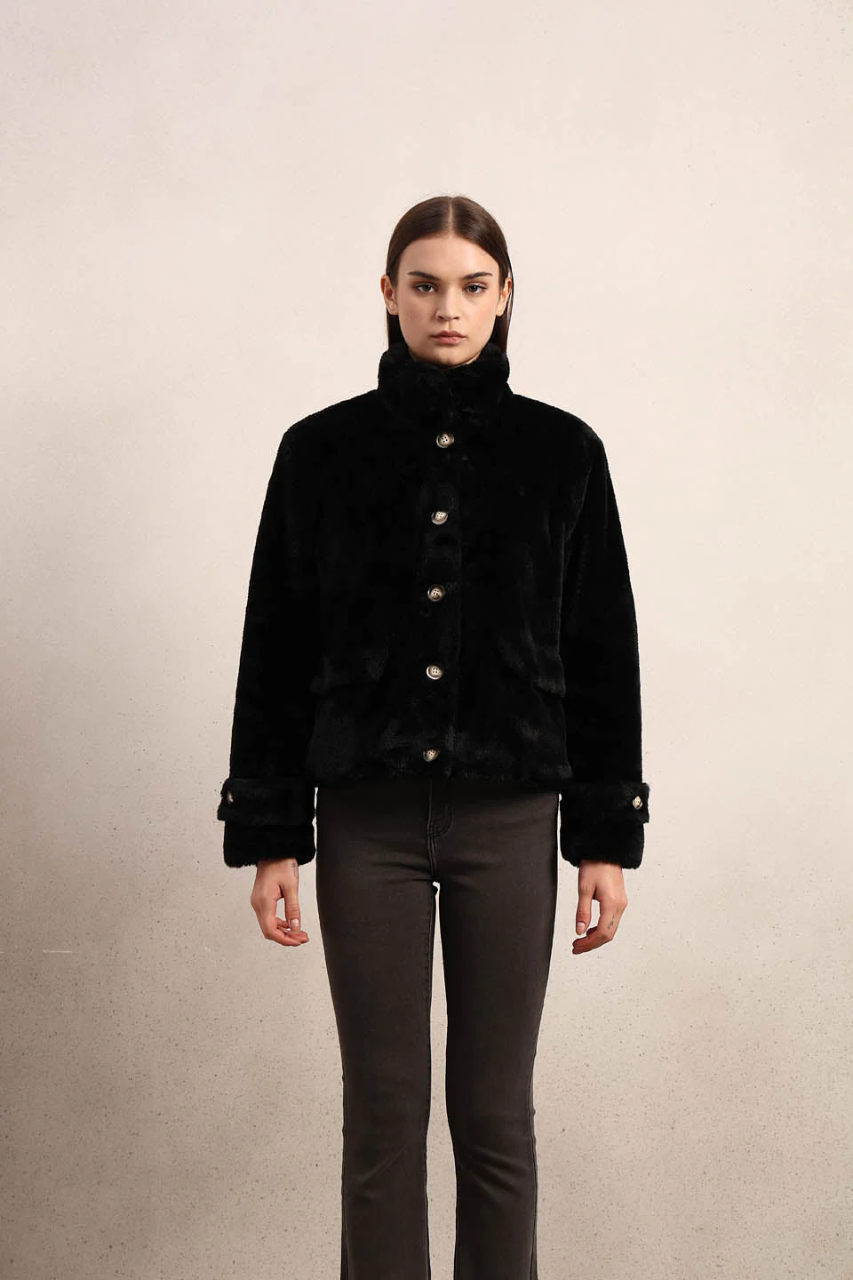 Faux Fur Buttoned Jacket - Image 9