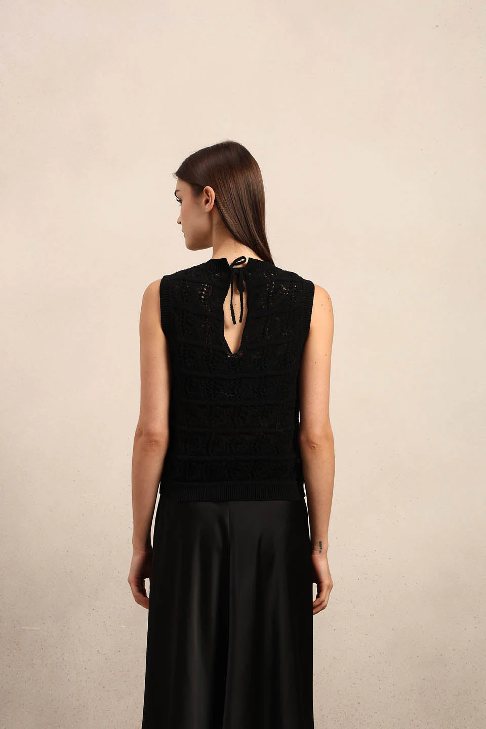 O-Neck Knitted Sleeveless Pullover - Image 10