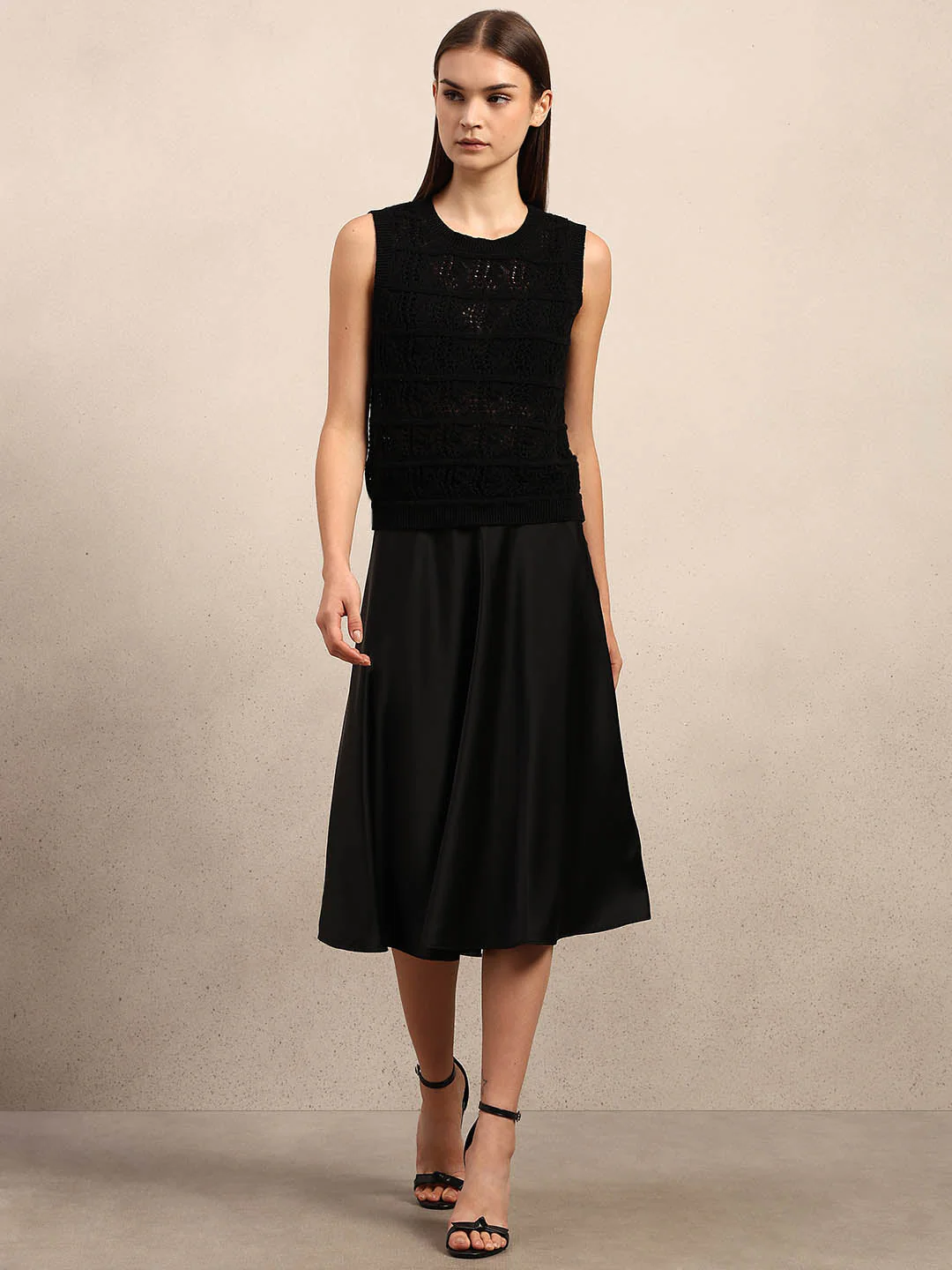 O-Neck Knitted Sleeveless Pullover - Image 5