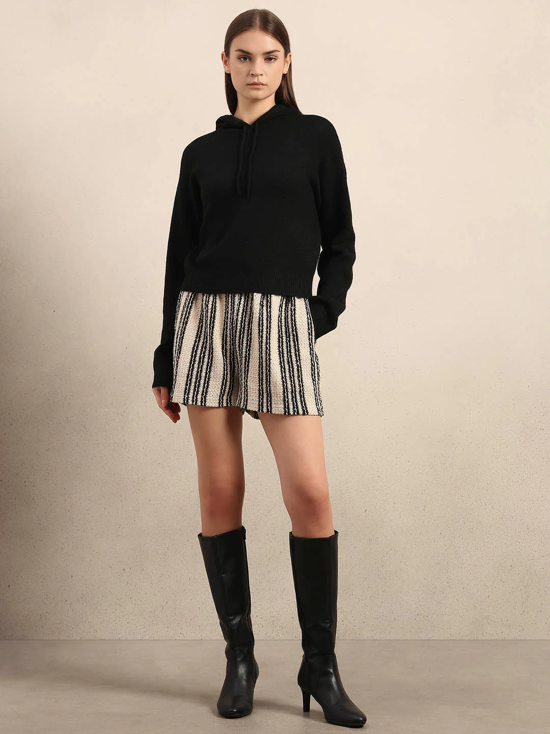 Black Hooded Pullover - Image 5