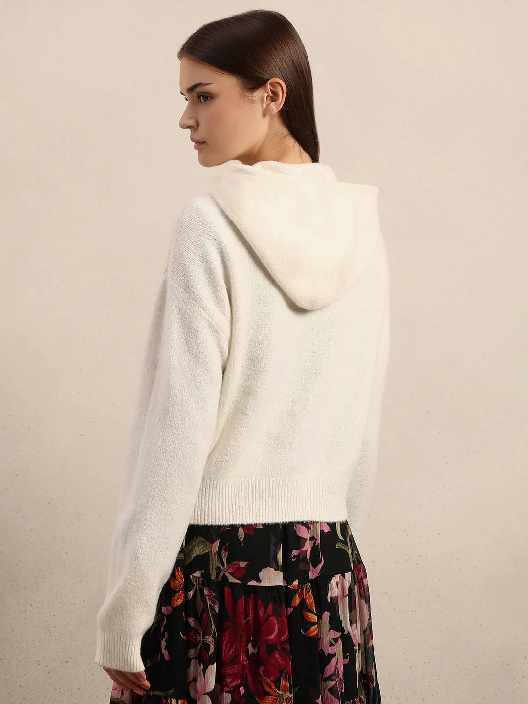Hooded Pullover - Image 4
