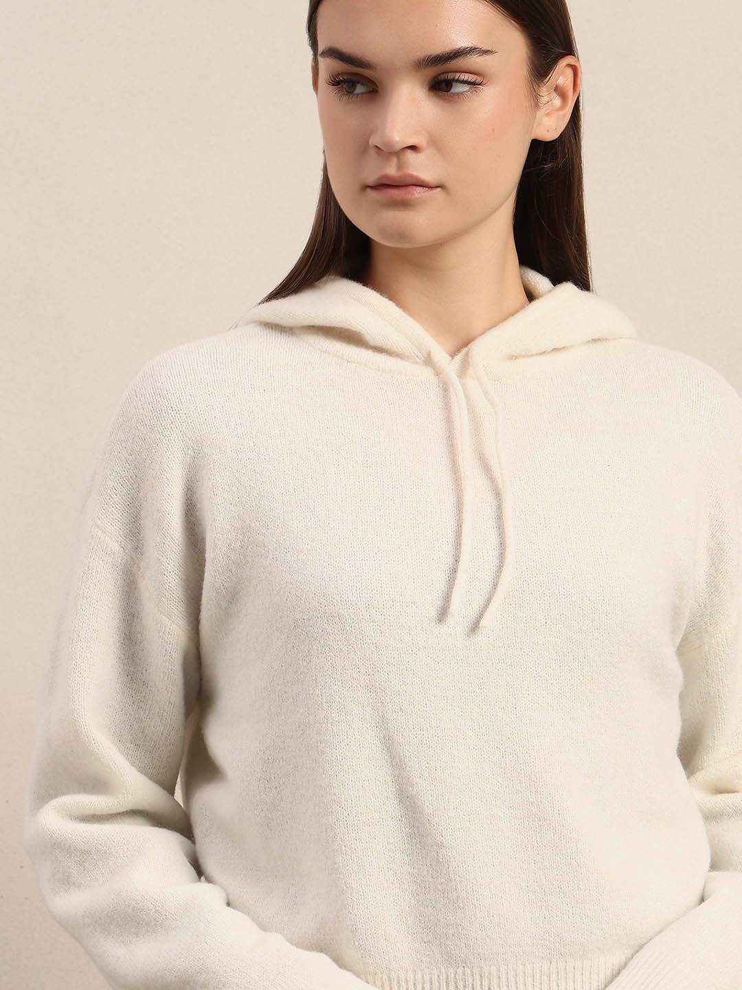 Hooded Pullover - Image 6