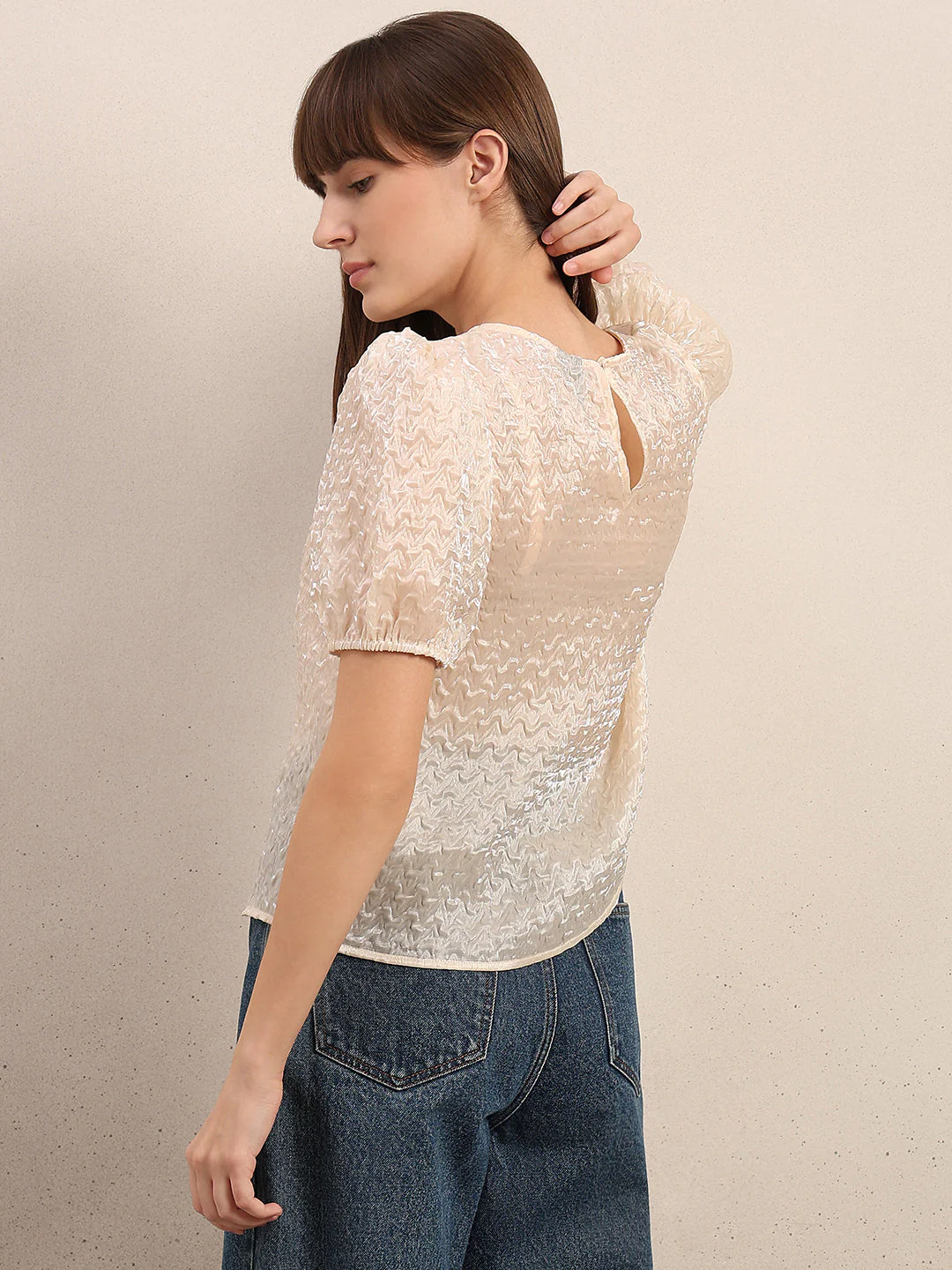 Textured Puff Sleeves Top - Image 4