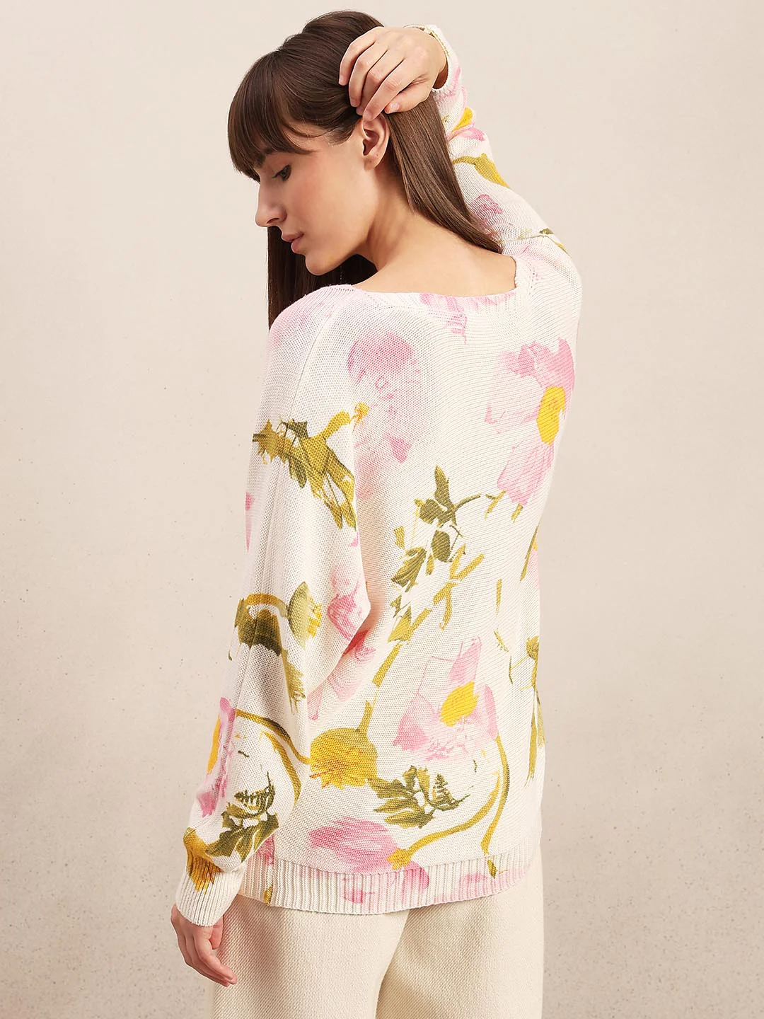White Floral Print Pullover - Image 4
