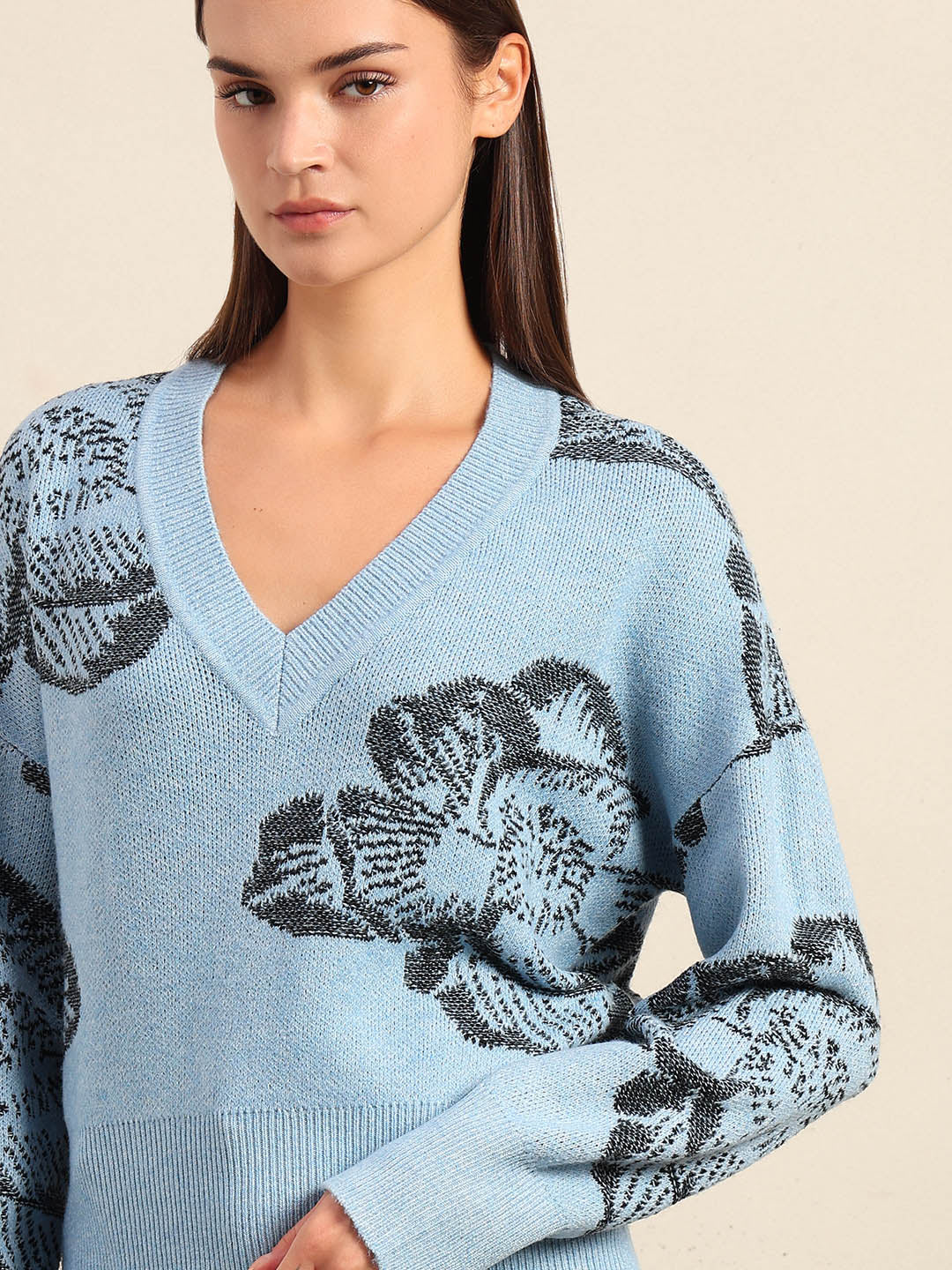 Light Blue Floral V-Neck Sweater - Image 6