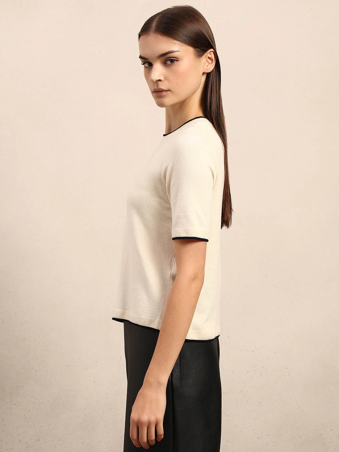 Short Sleeves O-Neck Pullover - Off-White - Image 3