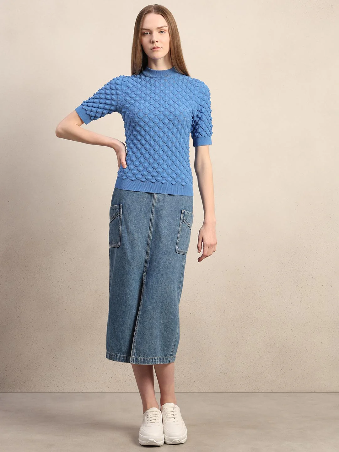 Blue Textured Knitted Top - Image 5