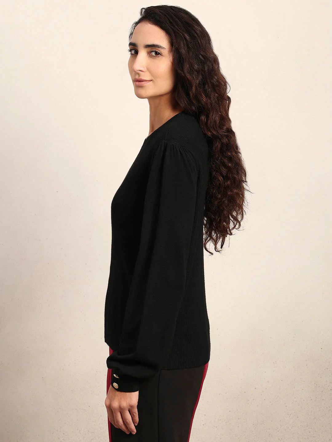 Ribbed Knit O-Neck Pullover - Image 3