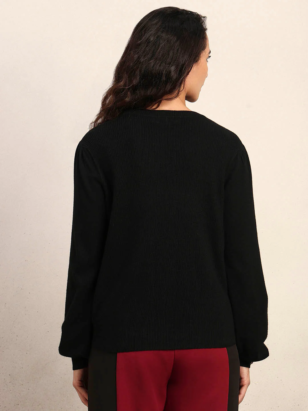 Ribbed Knit O-Neck Pullover - Image 4