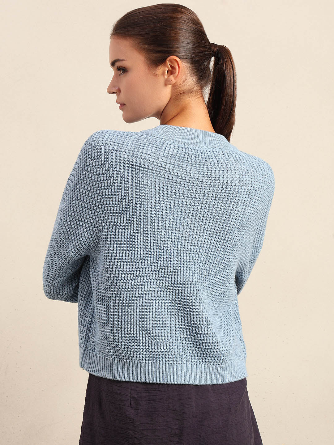 Light Blue Round Neck Pullover - Image 4